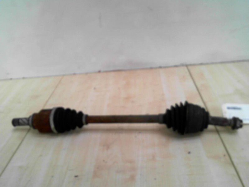 Cardan Gauche (Transmission) Dacia Sandero 1 391014232r