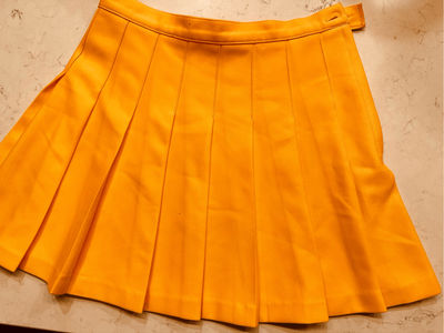Vintage Authentic Varsity Cheerleader Yellow Gold Pleated mini Skirt Preppy EUC