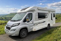 Elddis Majestic 275, 2 berth, 2 belted seats, front lounge motorhome for sale