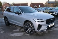 VOLVO XC60 2.0 Plus Dark B4 (197 hp) 2023