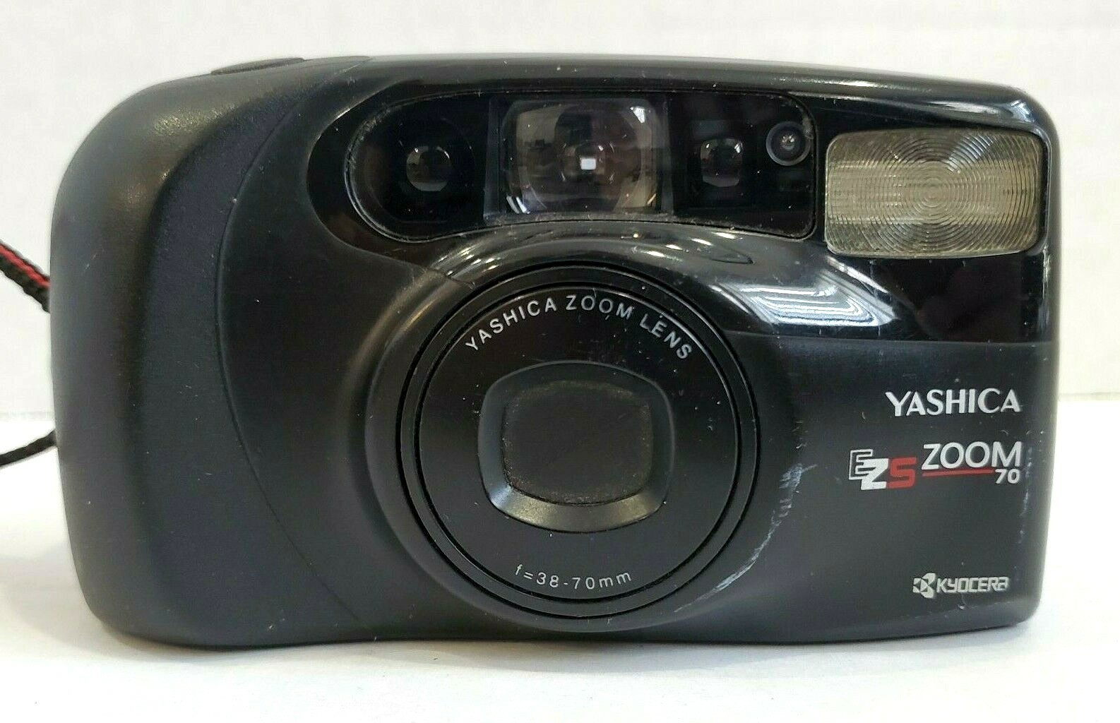 YASHICA EZS Zoom 70 KYOCERA Film Point & Shoot Camera Flash