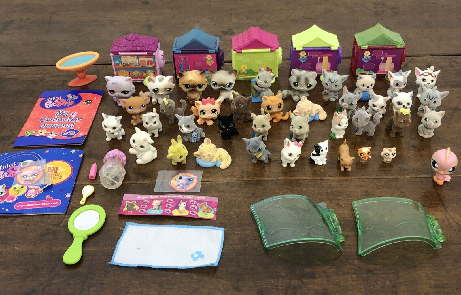 Littlest Pet Shop Cat Figurines Furniture Toy Lot