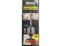 Shark Cordless ‘duo clean’ battery & charger.