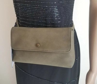  WOMEN'S FLAP FANNY PACK Bag Purse, GREEN Universal Thread 