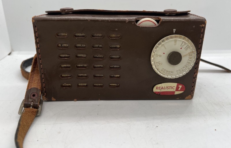 Vintage Realistic 7 Transistor Radio Japan Genuine Leather Brown