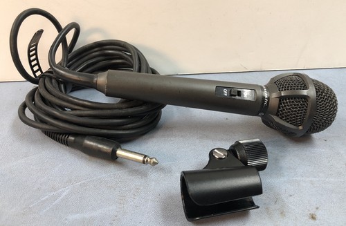 Vintage REALISTIC Cardoid Dynamic Unidirectional MIcrophone