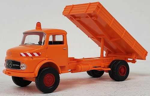 Wiking NEW HO 1/87 Scale Mercedes Benz Bull Nose 2-Axle