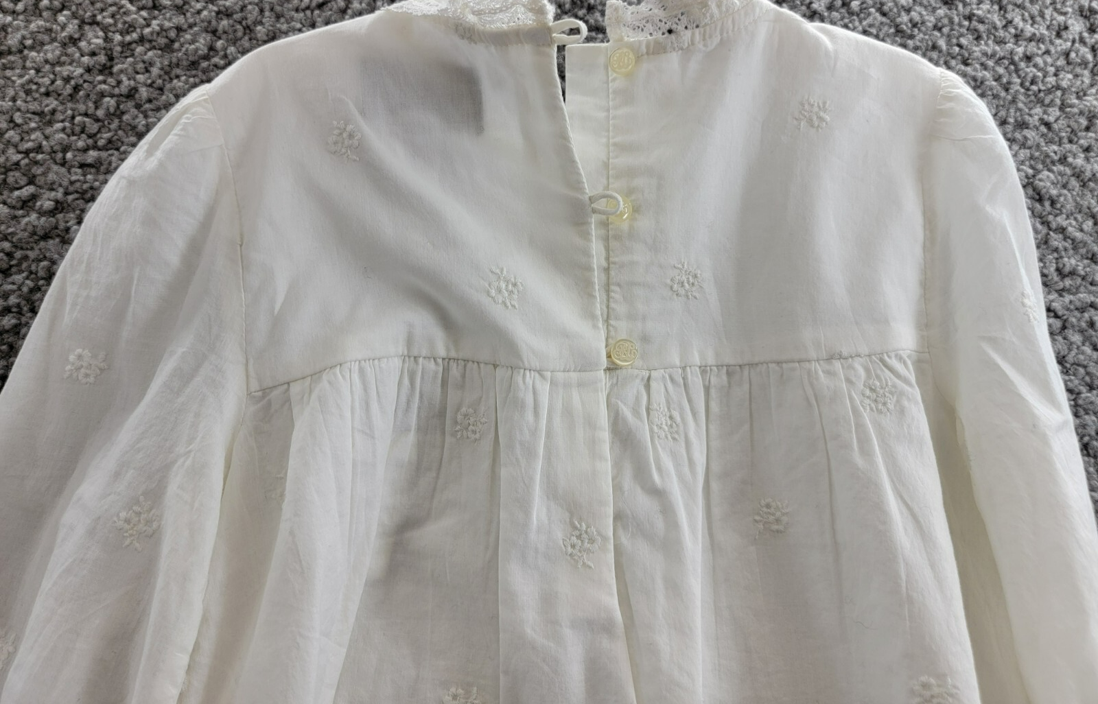 Ralph Lauren Embroidered Voile Top Girls' 6 White Collared Ruffled Button Back - Picture 12 of 17