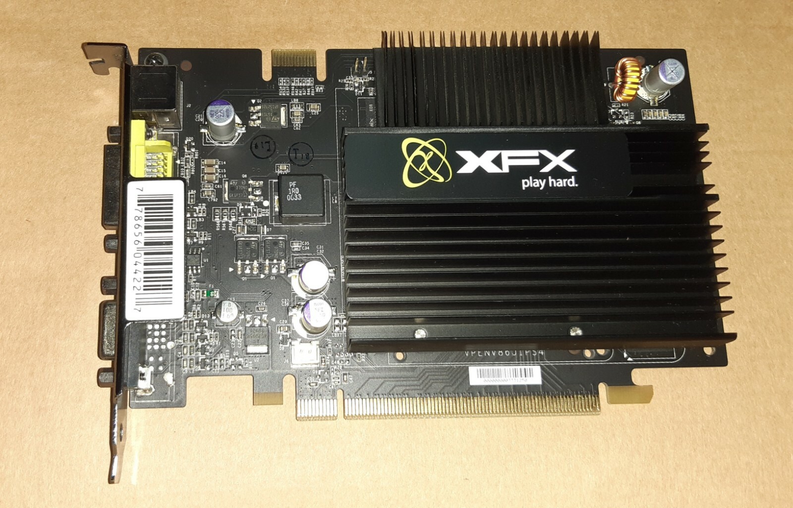 XFX NVIDIA GeForce 8500 GT (PVT86JUAHG) 256 MB DDR2 SDRAM XFX NVIDIA GeForce 8500 GT (PVT86JUAHG) 256 MB DDR2 SDRAM