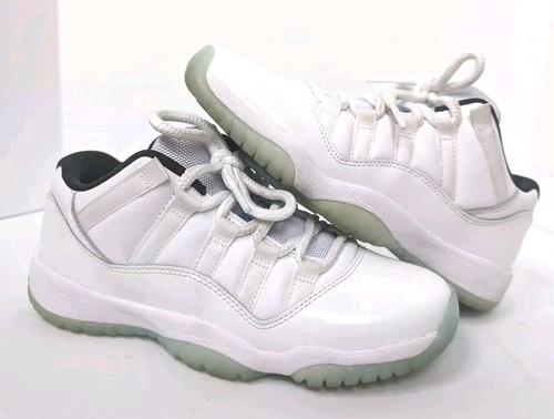 靴 NIKE AIR JORDAN RETRO LOW GS 528896-117 Amazon.com | Jordan Youth Air 11 Retro GS 528896 117 Legend