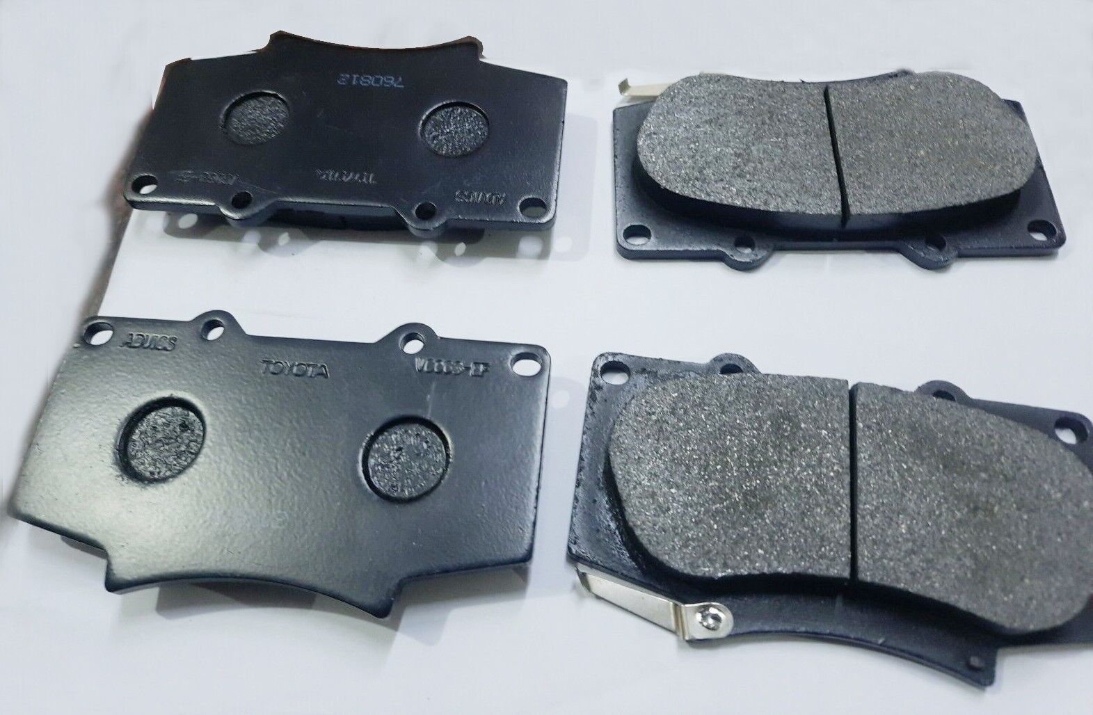 BRAKE PAD SET FOR TOYOTA HILUX VIGO REVO TACOMA TOYOTA FORTUNER 