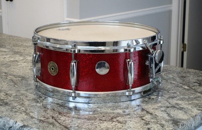 1960s GRETSCH Round Badge 14