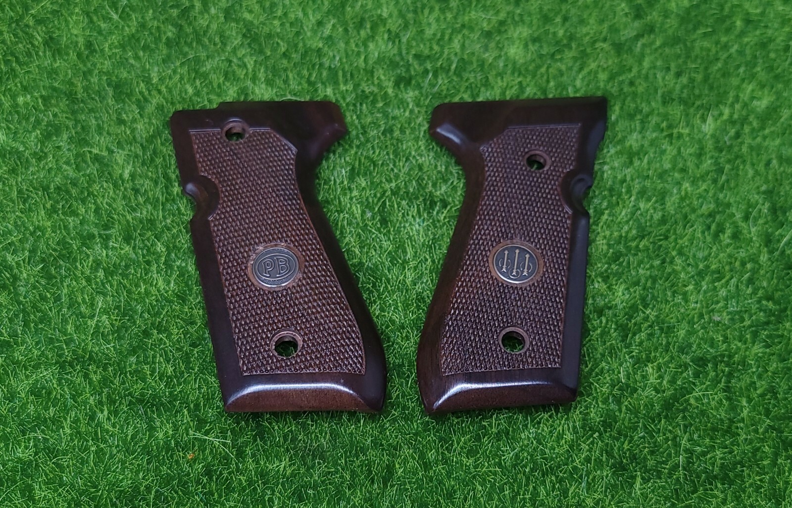 Beretta OEM Replacement Wood Handgun Grips for 92/96FS