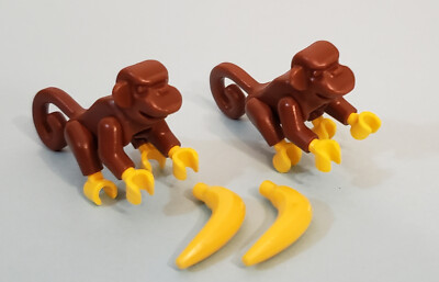 LEGO Lot of 2 NEW Brown Monkeys and 2 bananas from Pirate sets (animal, food)