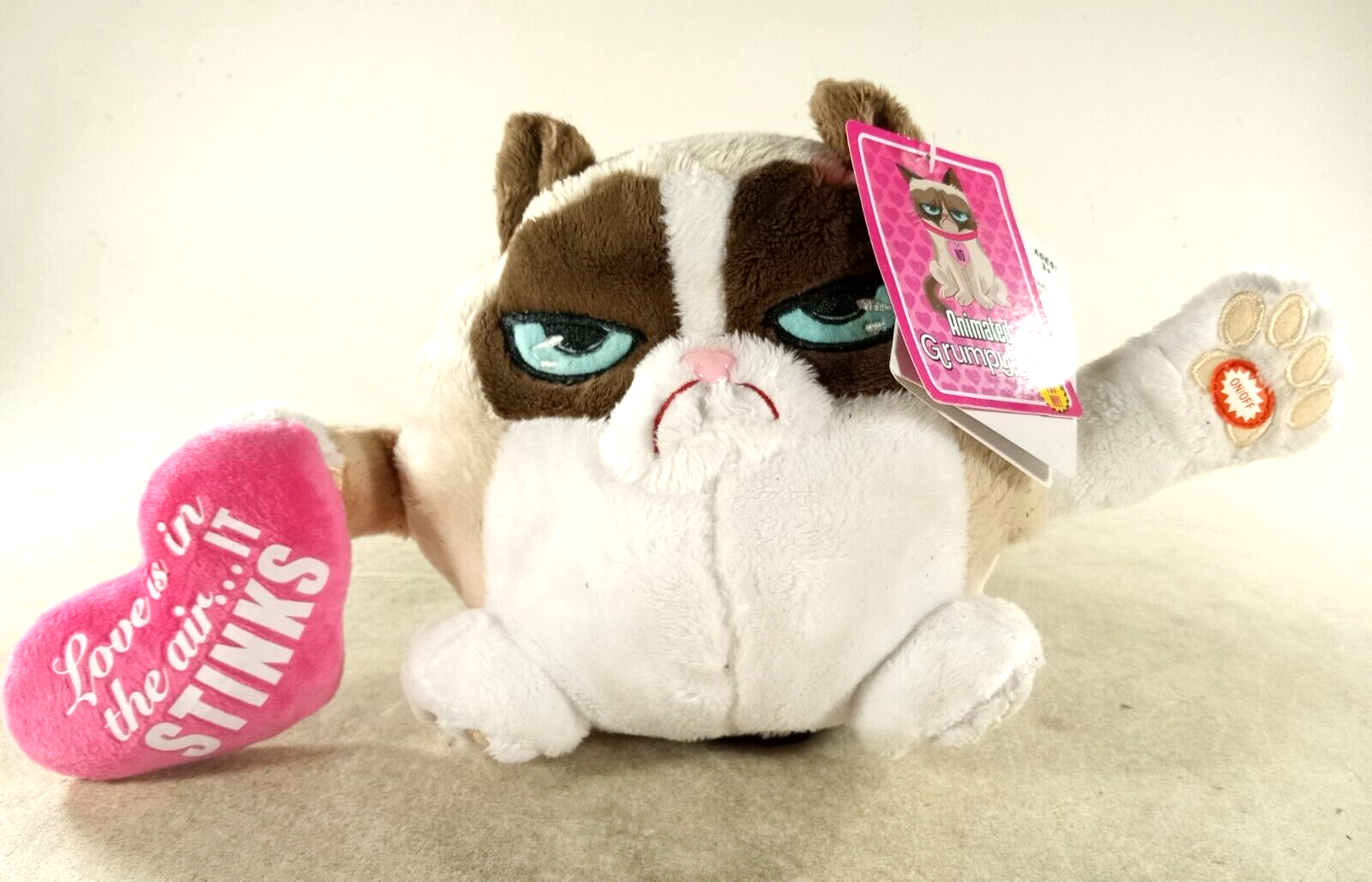 Grumpy Cat Plush Love Stinks Electronic Spins & Dances Plush Heart