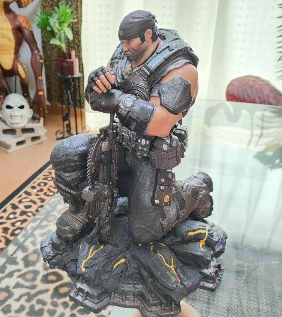 Gears of War 3 Marcus Fenix Collectors Figure Limited Gears of War 3 Marcus Fenix Collectors Figure Limited