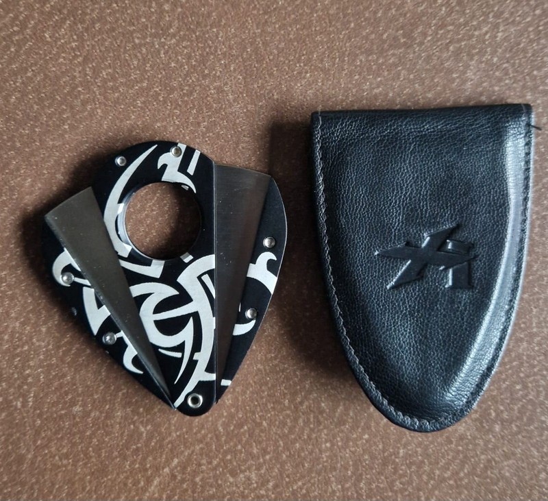 Zigarrencutter Xikar Mit Etui 