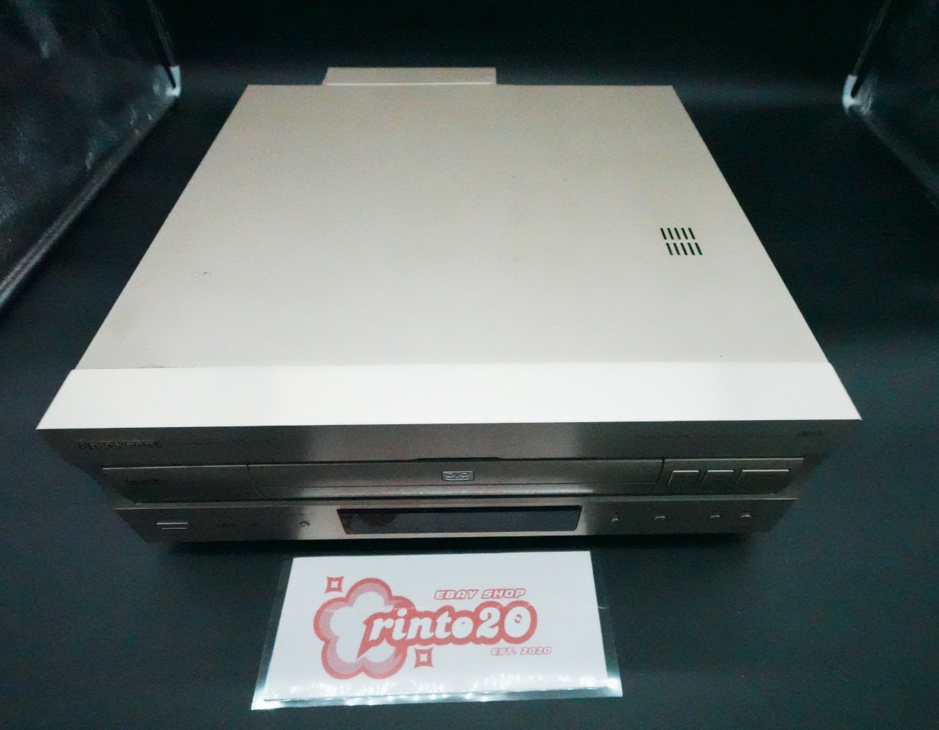 Pioneer DVL-909 LD / DVD / CD Laserdisc Player Operation