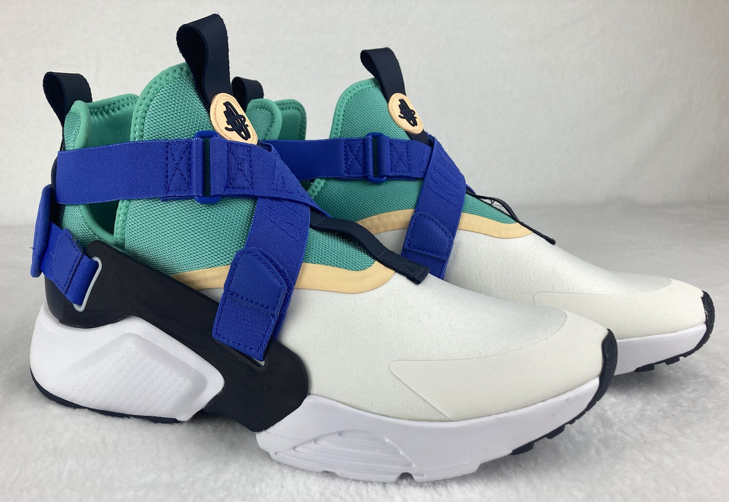 women's air huarache city