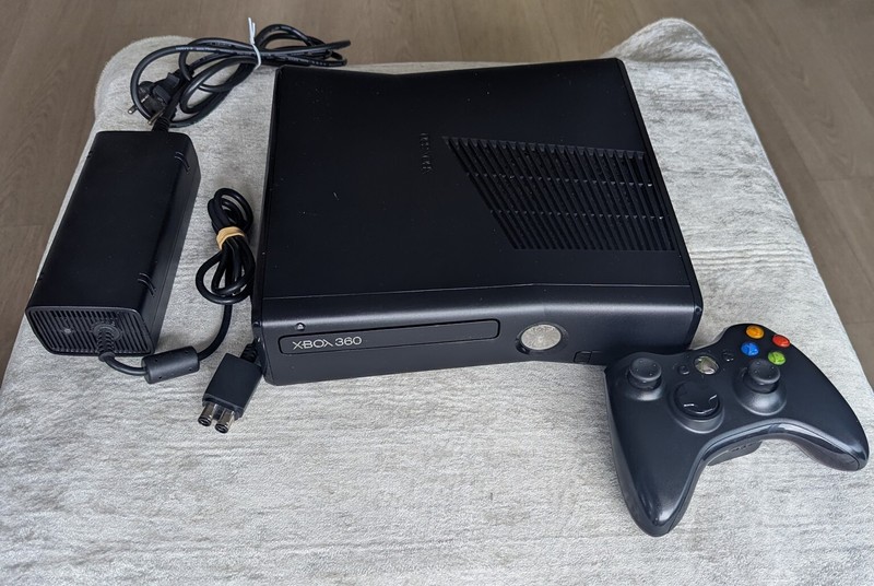 Xbox 360 Slim Rgh3.0 500go 5000 Jeux RÃ©Tro + 250 Jeux Xbox 360