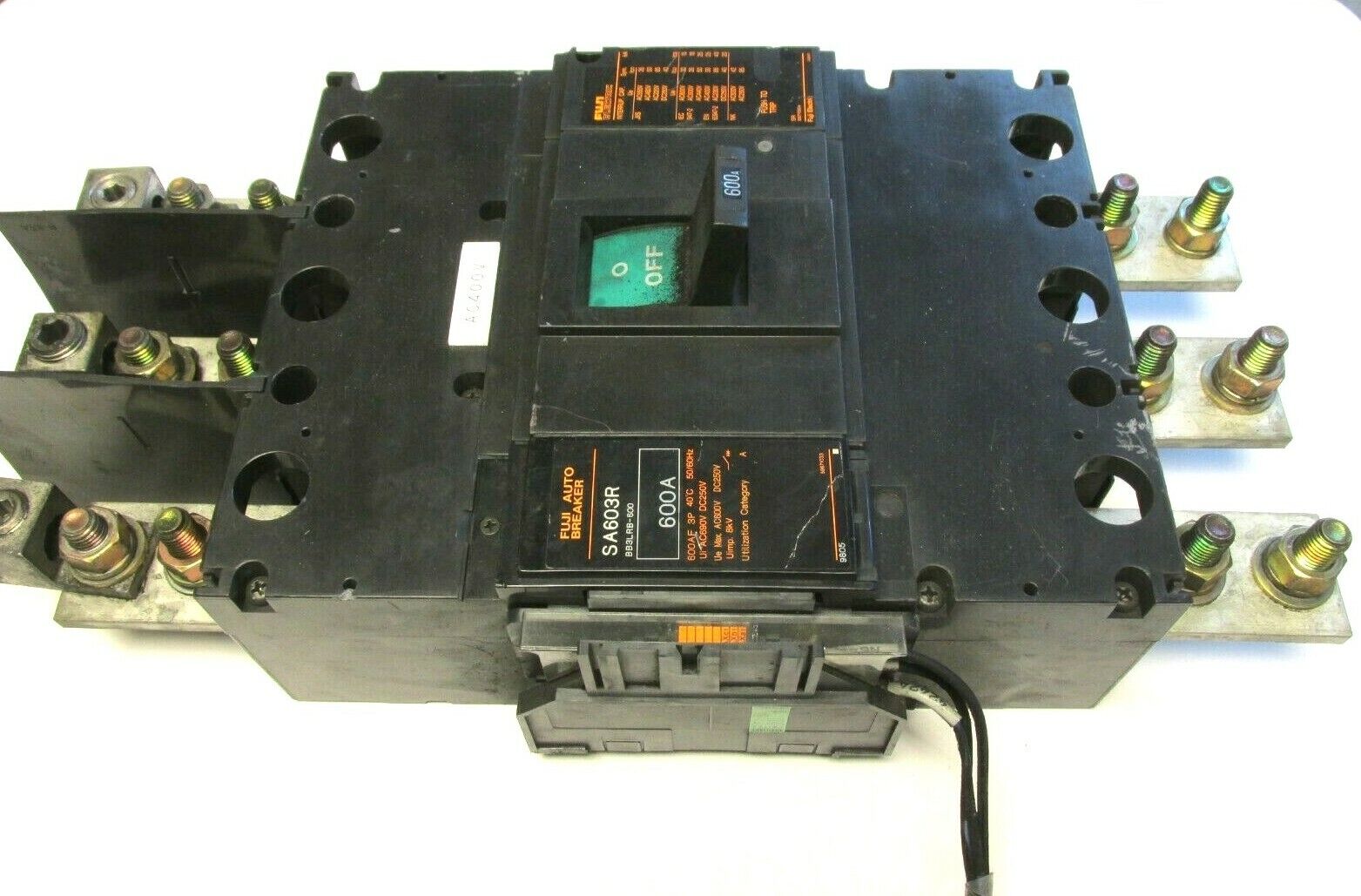 Fuji Auto Breaker 600A, 600V w/ Aux. Switch, Lug Exten. Cat Fuji Auto Breaker 600A, 600V w/ Aux. Switch, Lug Exten. Cat