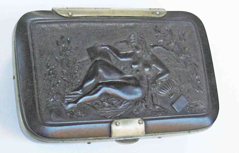 NUDE WOMAN CIVIL WAR Era 1860s Antique GUTTA PERCHA & Metal SNUFF BOX