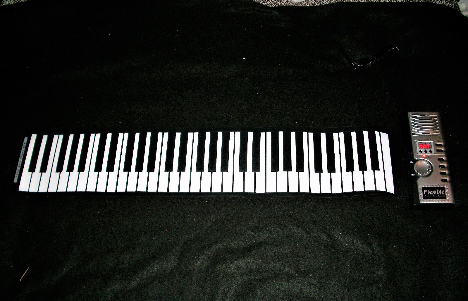 Foldable Roll-Up 61 Keys MIDI Soft Keys Electronic Piano Music Piano Keyboard