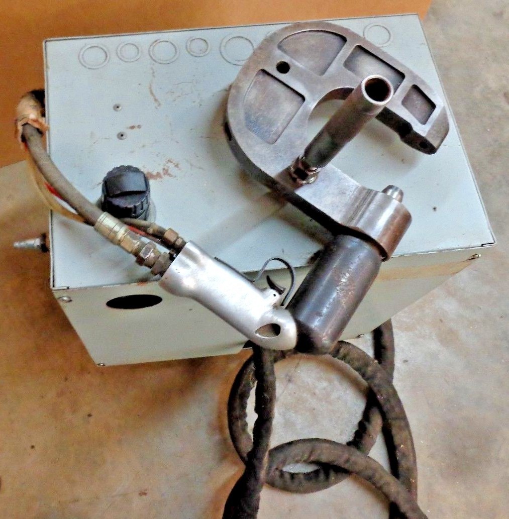 MICHIGAN PNEUMATIC TOOL PNEUDRAULIC RIVETER MP-HCS-1000D    STK 17496