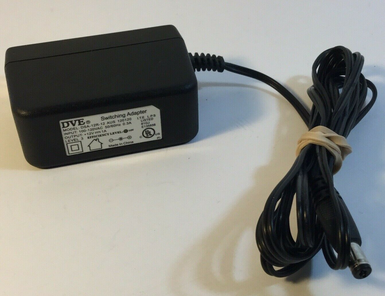 Switching adapter 12v. Блок питания dsa-0421s-12 1 42. блок питания switching adapter. dsa-12g-12 feu 120120. amigo switching adapter 12v 1a.