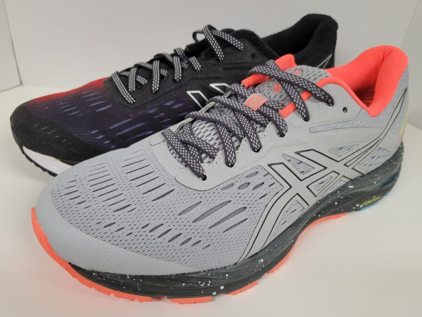 Mismatched Color Gray Black ASICS Mens Gel Cumulus 20 Shoes Size 9 Sample 7 090 166099785802
