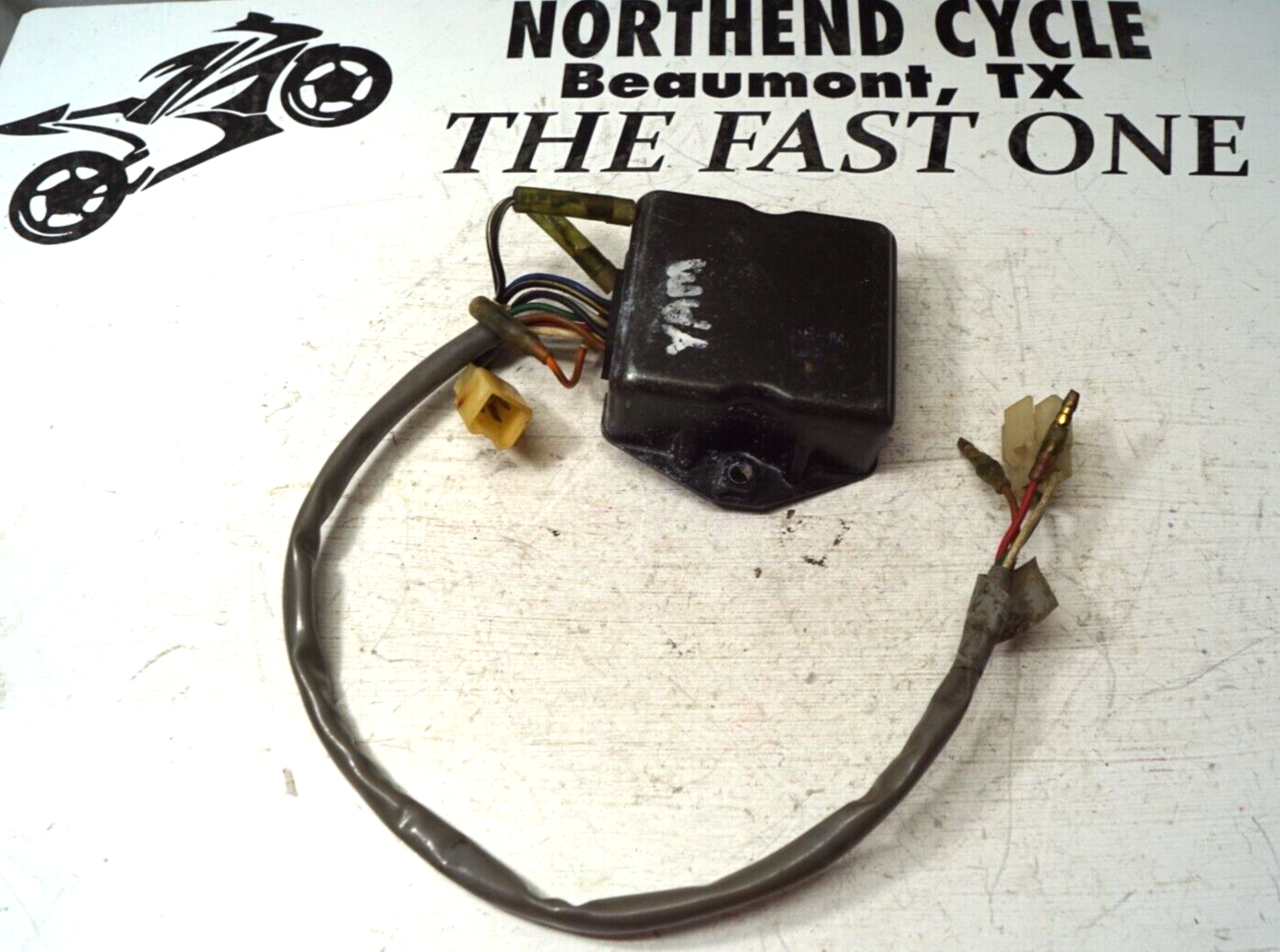 82-83 Yamaha XT125 XT200 Ignition Control Unit CDI Box 15E 82-83 Yamaha XT125 XT200 Ignition Control Unit CDI Box 15E