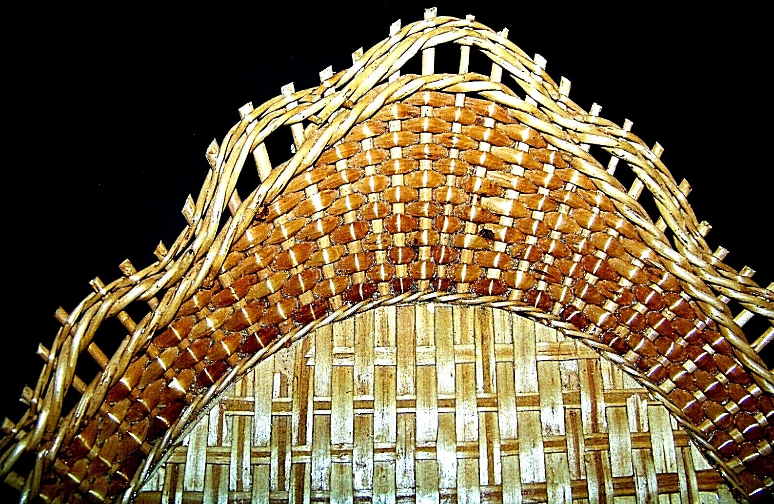 Decorative tray hand woven rattan oval basket for bread fruit silverware napkins