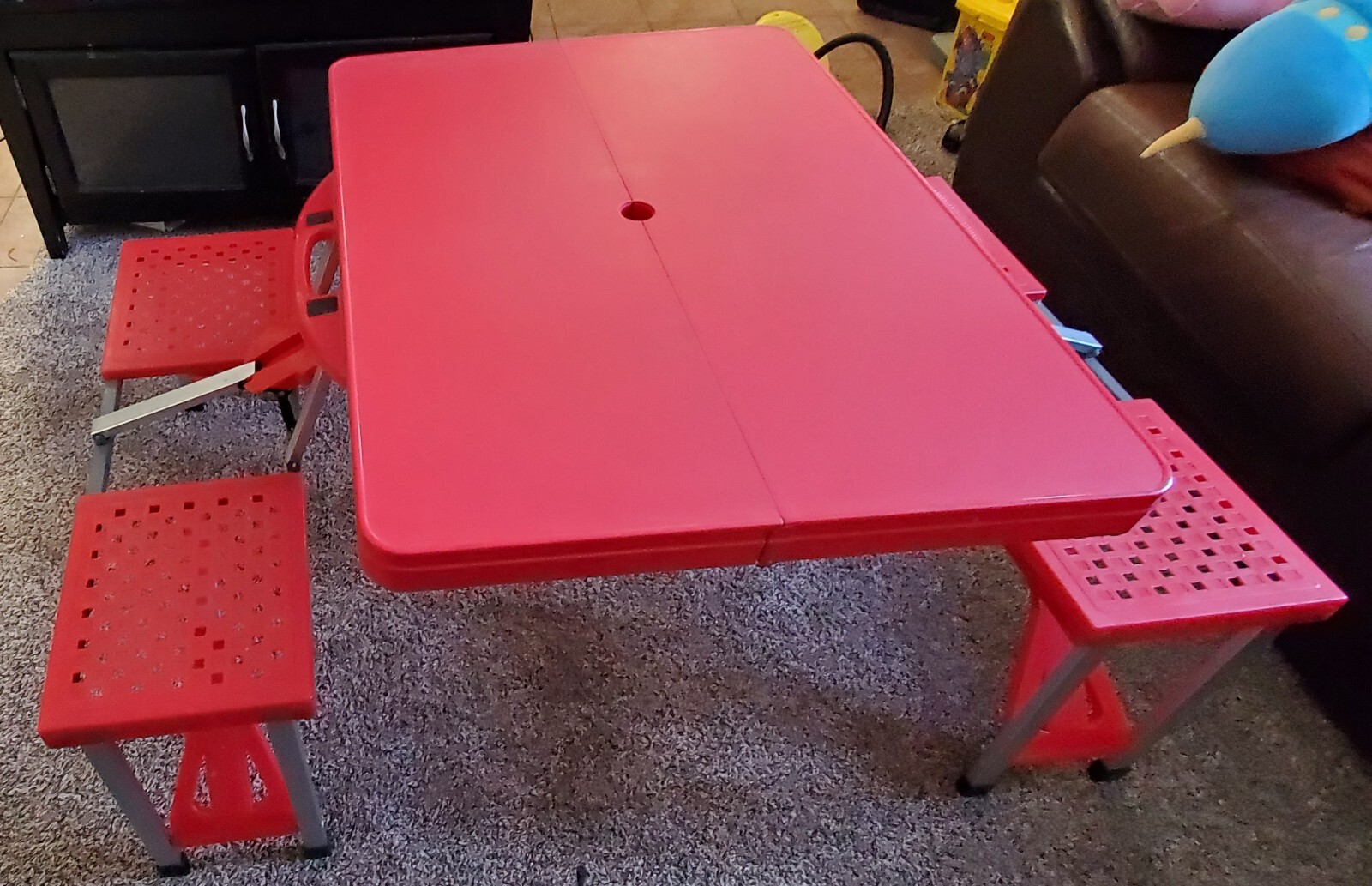 Vintage RED PORTABLE FOLDING PICNIC TABLE CAMPING SUITCASE
