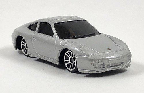 マイストMaisto 1:24 1997 Porsche 911 Carrera 1997 PORSCHE 911 CARRERA CAR RARE 1/38 SCALE BRAND NEW