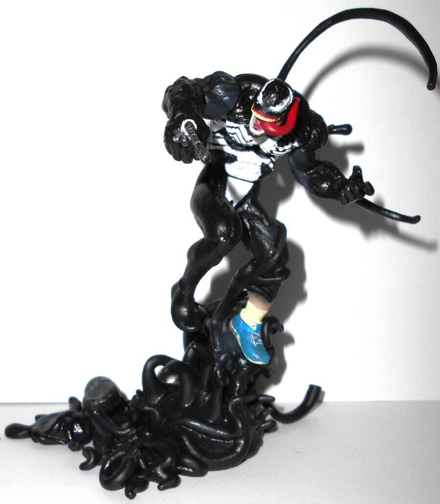 MARVEL LEGENDS VENOM フィギュア Amazon.com: Marvel Hasbro Legends Series 6-inch Collectible
