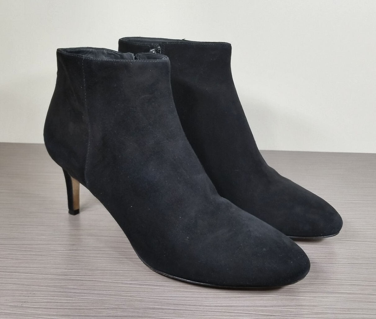Via Spiga Aurora Bootie, Black Suede, Womens Size 9.5 M / 39.5