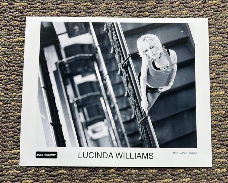 Lucinda Williams RARE promo 8x10 publicity photo