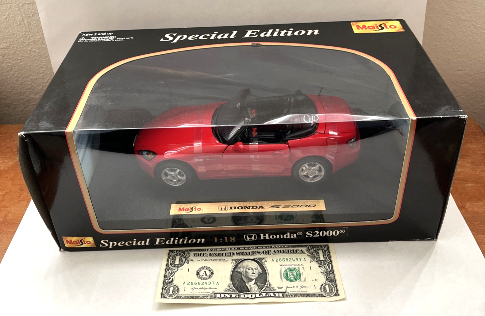 MAISTO Special Edition Honda S2000 Red Convertible Die Cast