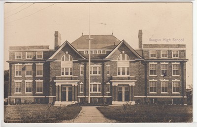 สำหรับขาย RPPC - Saugus, MA - High School Building - early 1900s