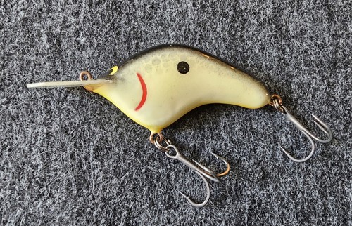 REB Ron E Bee Handmade Balsa Fishing Lure Crankbait Little