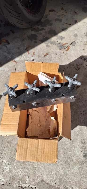 Spx Powerteam 9644 Manifold, 4 Needle Valves, 3/8