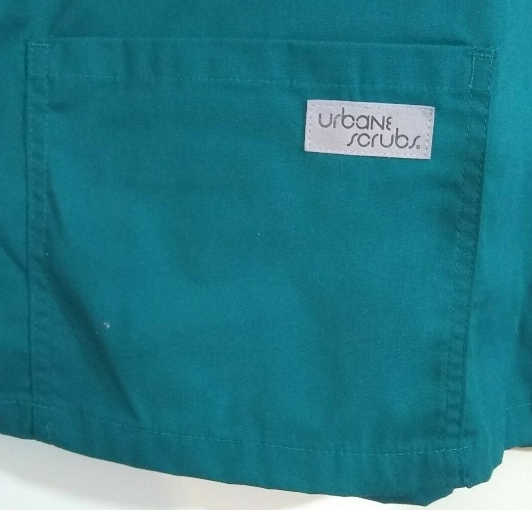 Urbane Scrubs Unisex Top Geen Size Large With 2 Front Pockets.