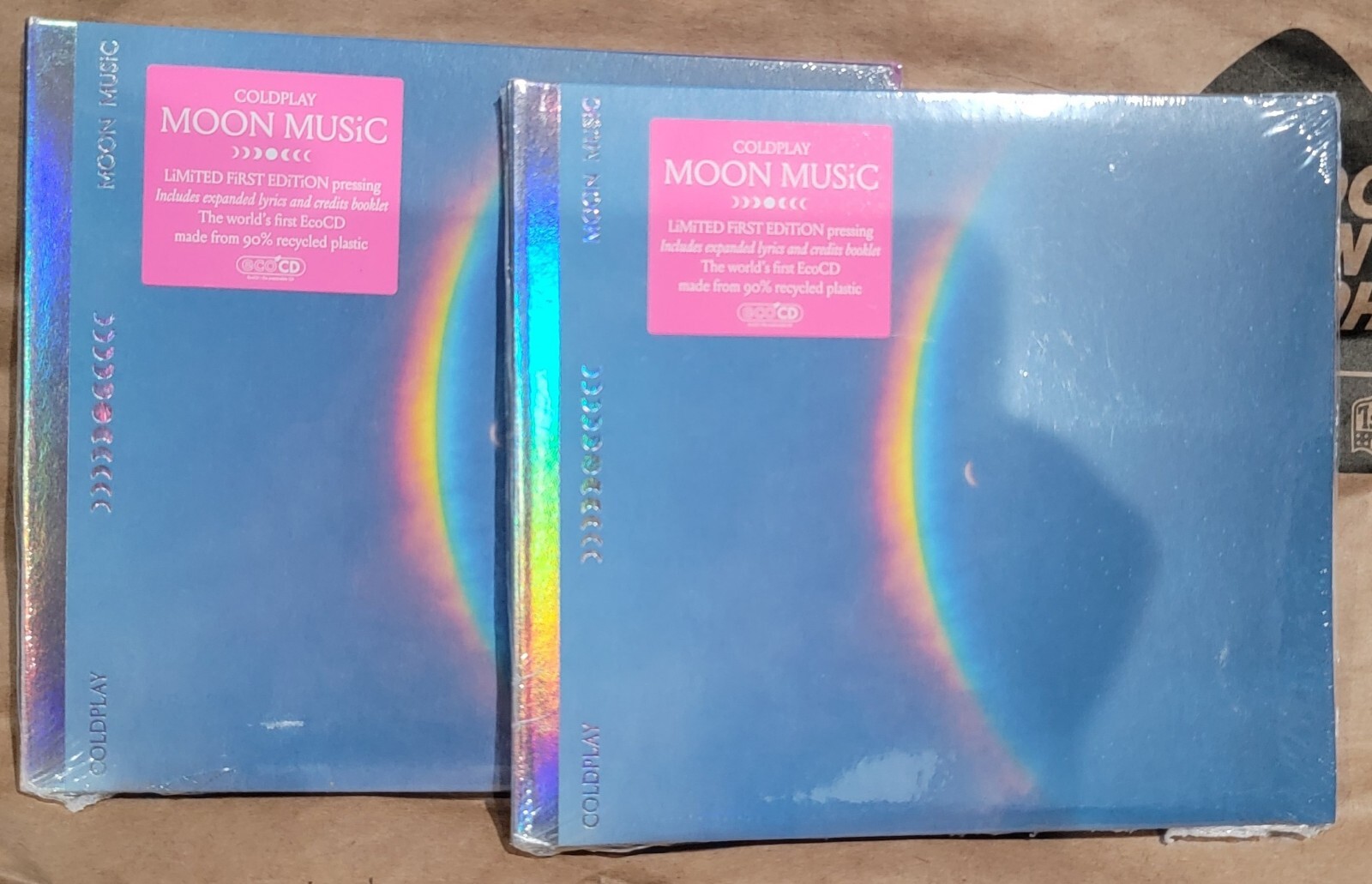 COLDPLAY Moon Music (EcoCD) (Includes Signed Art Card) IN