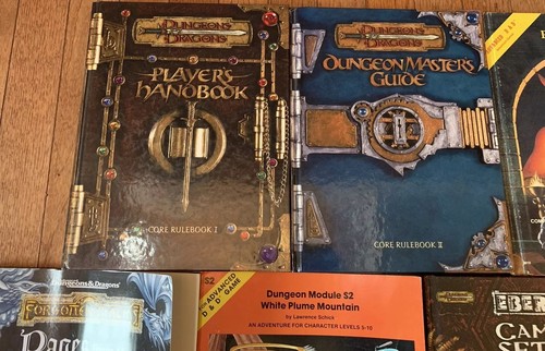 Vintage Lot 30 TSR DUNGEONS AND DRAGONS Modules Manuals AD&D D&D