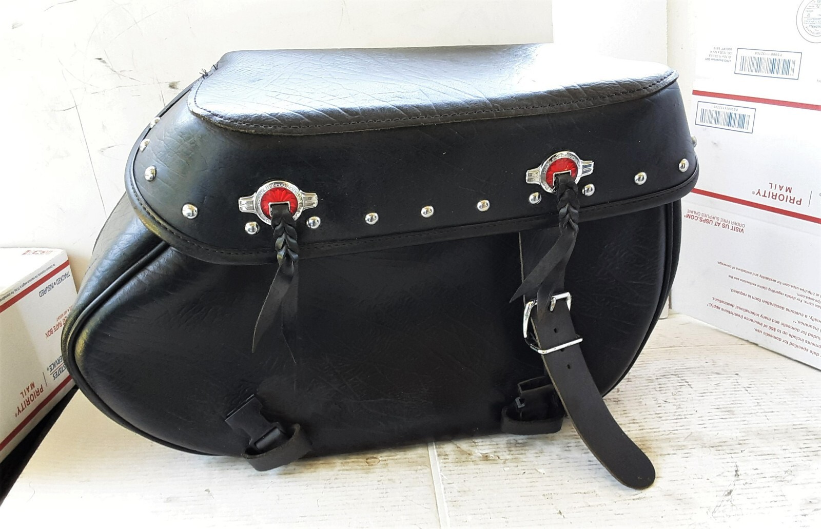 F×T×W専用 Swingarm Bag Support 90202533 | Harley-Davidson USA