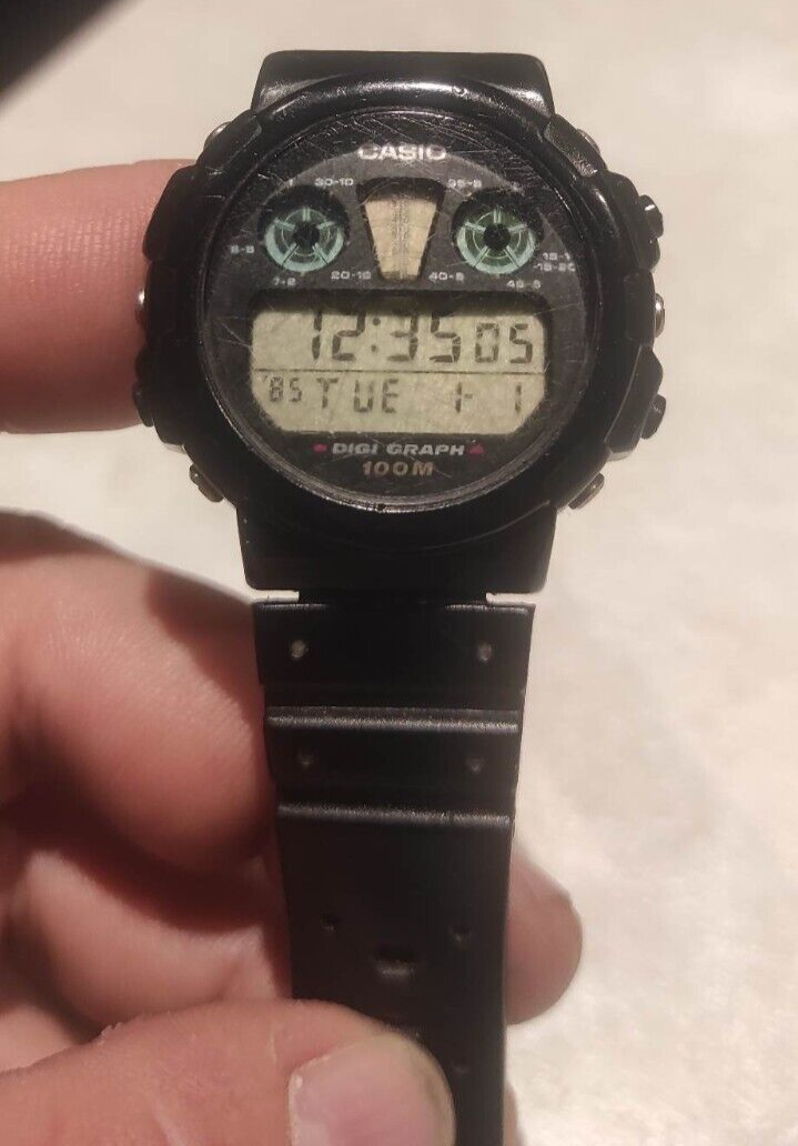 ヴィンテージ CASIOカシオ ALARMCHRONO DGW-30 電池交換済 ヴィンテージ CASIOカシオ ALARMCHRONO DGW-30 電池交換済