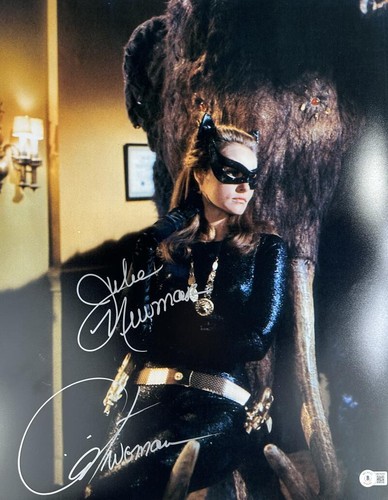 JULIE NEWMAR SIGNED CATWOMAN 16X20 PHOTO BATMAN 1966 RARE