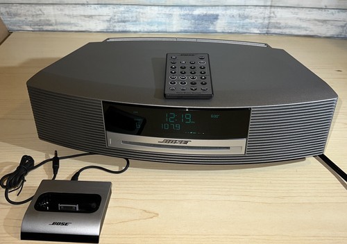 - Graphite/grey With Remote And Ipod Dock