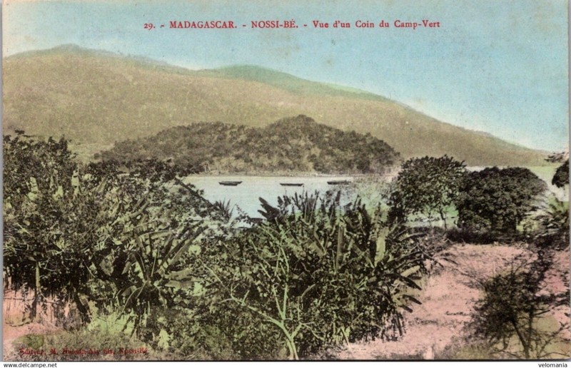 21441 Cpa Madagascar - Nossi BÃ© - Vue D'Un Coin Du Camp Vert