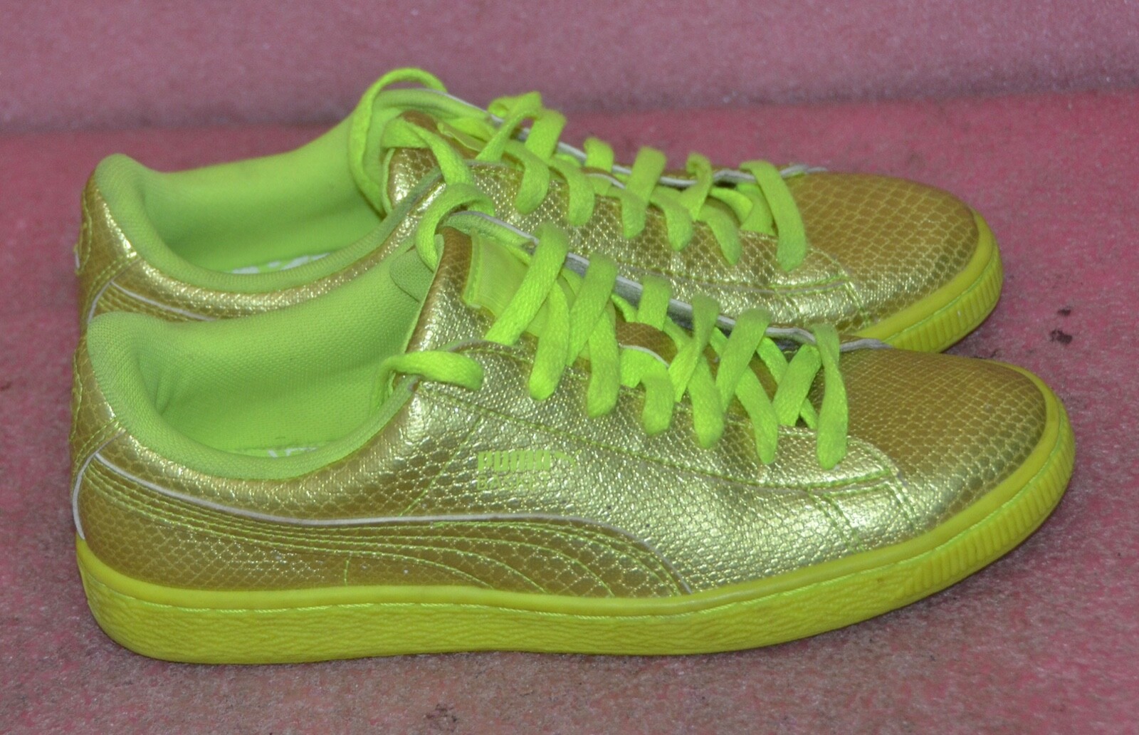 Puma Women's Metallic Bright Green Shoes Size 8. | eBay